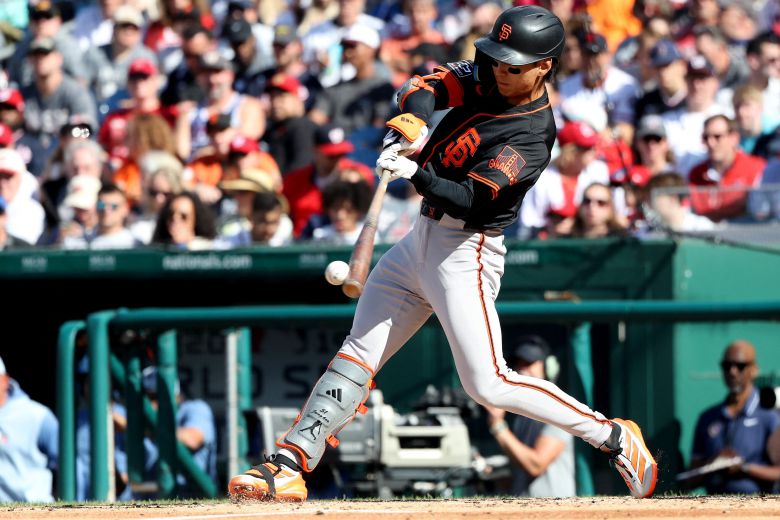 25일 워싱턴 내셔널스와의 경기에서 4회 안타를 때려내는 샌프란시스코 자이언츠의 이정후,/Imagn-Image 연합뉴스