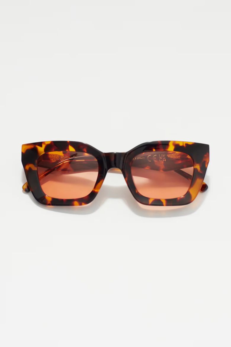 앤 아더 스토리즈 렉탱글 프레임 선글라스. 앤 아더 스토리즈.