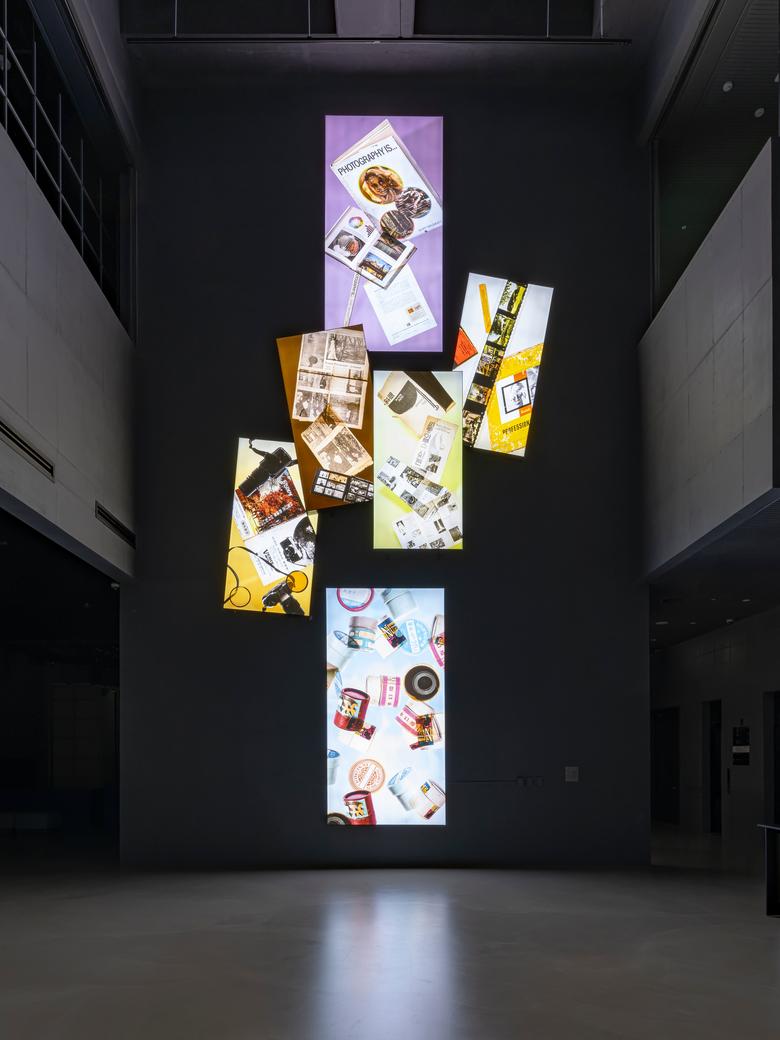 개관 특별전 '스토리지 스토리' 전시 전경. /서울시립 사진미술관