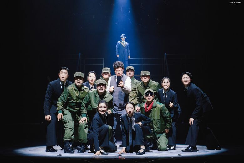 서울시뮤지컬단 창작 뮤지컬 '더 퍼스트 그레잇 쇼'. 한국 최초의 뮤지컬 탄생을 둘러싼 소동극에 무대와 뮤지컬 장르를 향한 뜨거운 열정, 부족하고 모자라도 최선을 다해 하루하루 살아가는 보통 사람들을 애정을 담았다. 2025.6 /세종문화회관