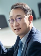 김우석 법무법인 명진 대표 변호사. /조선DB