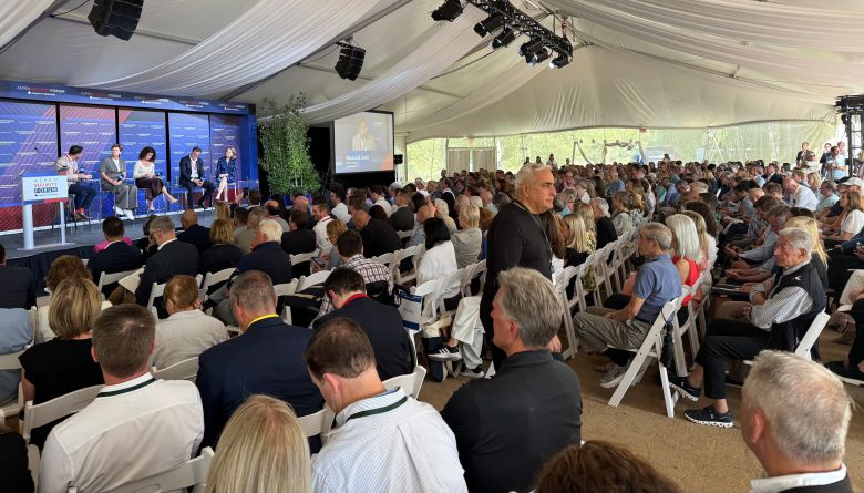 15일 콜로라도주 애스펀에서 열린 애스펀안보포럼에서 참가자들이 세션을 경청하고 있다. /애스펀(콜로라도주)=김은중 특파원