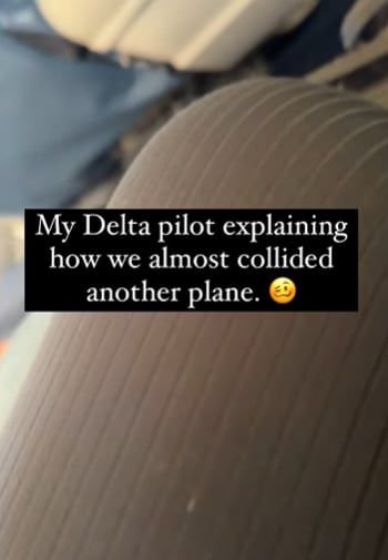 당시 기내에 있던 승객이 조종사의 안내 방송을  촬영한 영상./인스타그램