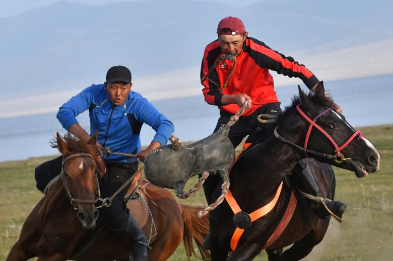 갤롭스 참가자들 코크보루를 즐기고 있다. / AP 연합뉴스