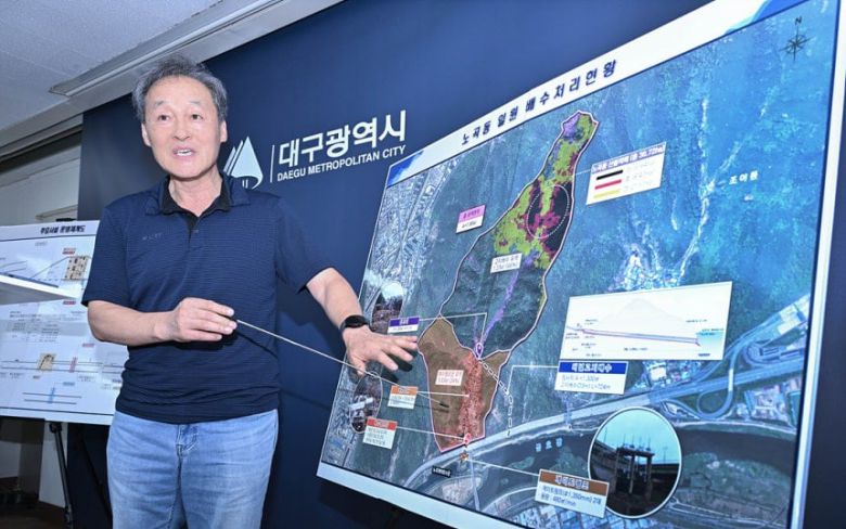 안승섭 노곡동 침수사고 조사단장이 4일 오전 대구시청 동인청사에서 열린 브리핑에서 노곡동 침수 사고 원인 조사 결과를 설명하고 있다./대구시