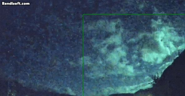 일본에서 지난 19일 포착된 푸른 별똥별./엑스(X·옛 트위터)