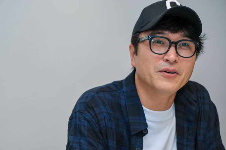 본지와 인터뷰 중인 이기호. /박성원 기자