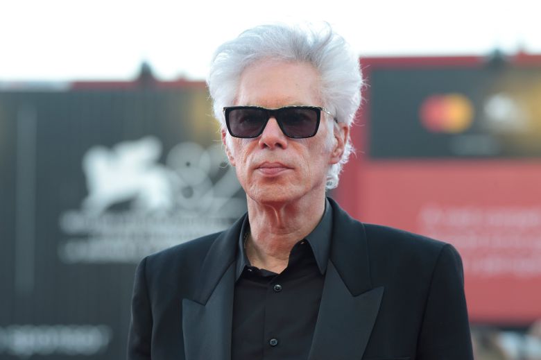 6일 폐막한 제82회 베네치아영화제에서 영화 '파더 마더 시스터 브라더'로 황금사자상을 받은 짐 자무쉬 감독./연합UPI