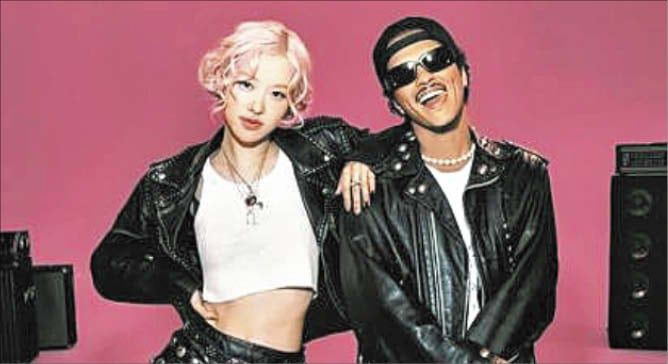 노래 ‘아파트’에서 협업한 로제와 브루노 마스. /조선일보DB