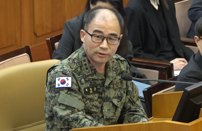 곽종근 전 육군 특수전사령관이 지난 2월 6일 서울 종로구 헌법재판소에서 열린 탄핵 심판 6차 변론기일에서 질문에 답하고 있다./헌법재판소 제공