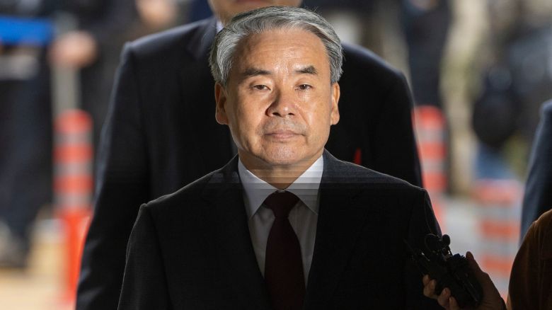 이종섭 전 국방부 장관이 10월 23일 서울 서초구 서울중앙지방법원에서 열린 영장실질심사에 출석하고 있다. /김지호 기자