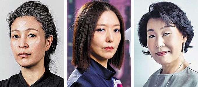 설치미술가 양혜규, 미디어 아티스트 김아영, 이현숙 국제갤러리 회장(왼쪽부터).