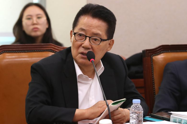 박지원 더불어민주당 의원. /뉴스1