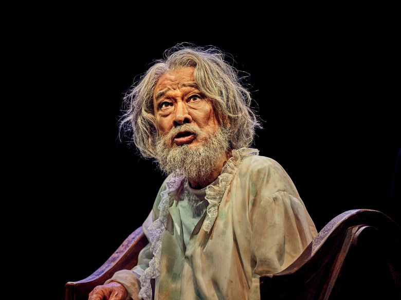 2021년 예술의전당 토월극장에서 연극 '리어왕'을 공연 중인 이순재. 그는 홀로 리어를 맡아 23회 공연을 모두 책임졌다. /파크컴퍼니