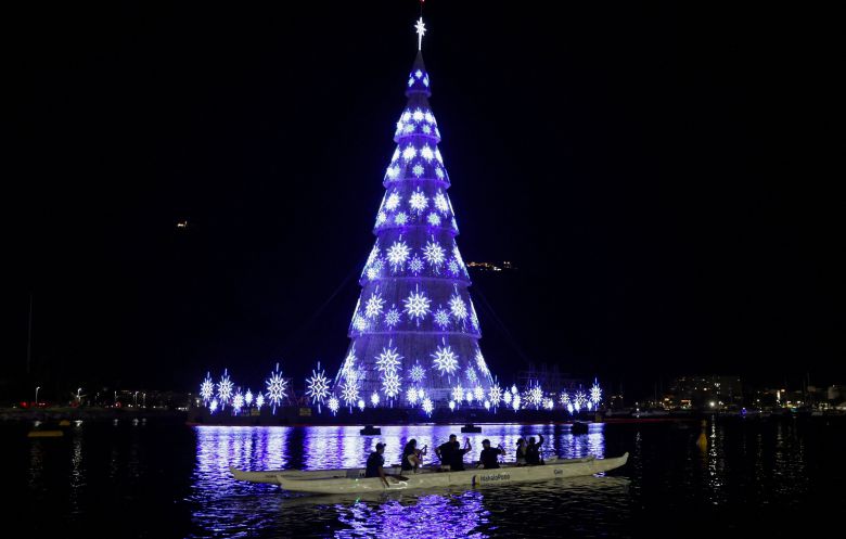11월 30일 브라질 리우데자네이루 보타포고 해변에서 열린 크리스마스 트리 점등식./로이터 연합뉴스