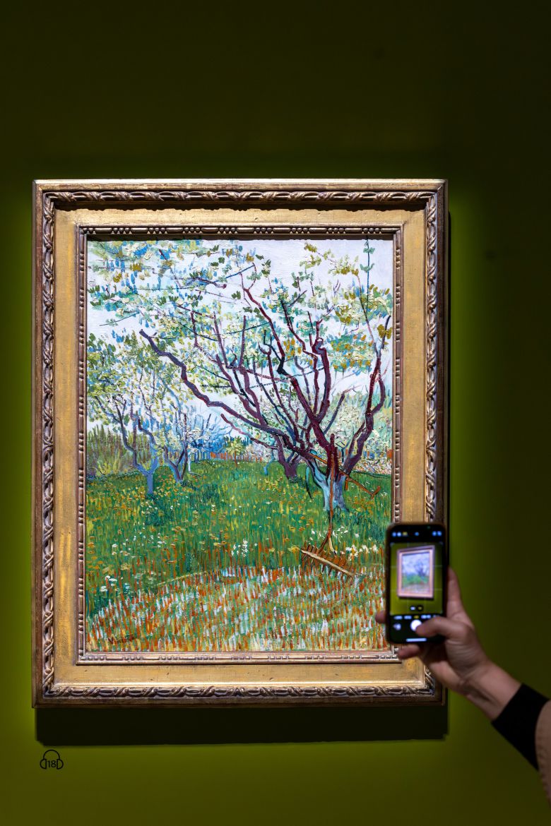 메트전에서는 빈센트 반 고흐가 아를에서 그린 첫 연작 중 하나인 '꽃 피는 과수원'도 볼 수 있다. / 이건송 영상미디어 기자