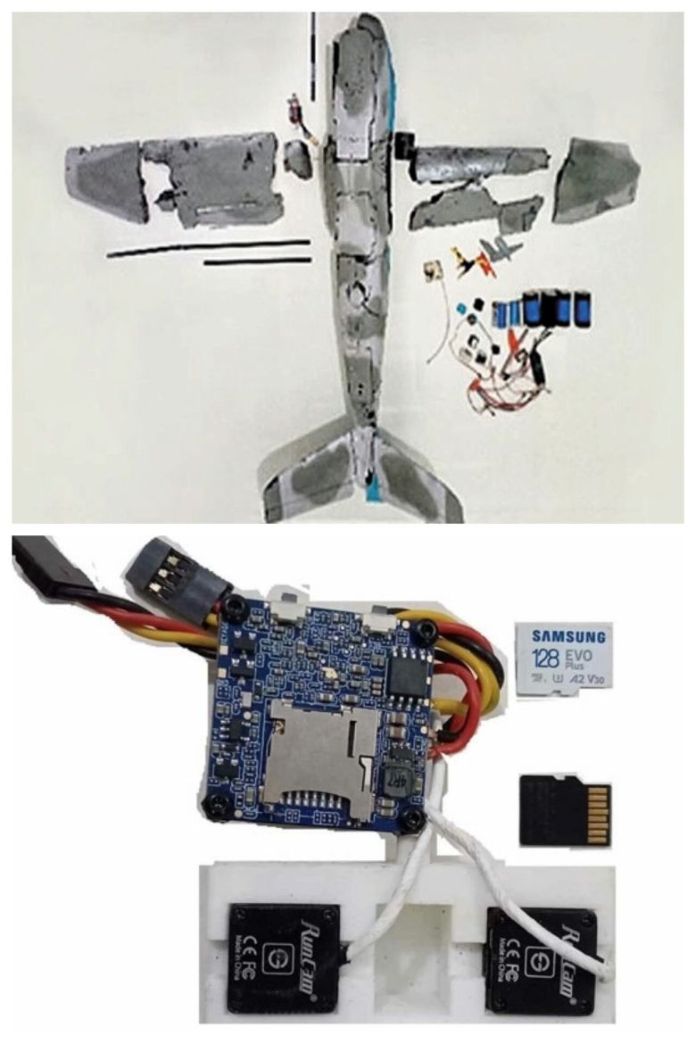 지난 4일 북한군이 개성시 개풍구역 묵산리에 추락시켰다는 무인기는 산산이 부서져 잔해만 남았다. (위 사진) 북한은 이 무인기 내부에 삼성 메모리카드 등의 부품이 들어 있었다고 공개했다. (아래 사진)./노동신문 뉴스1