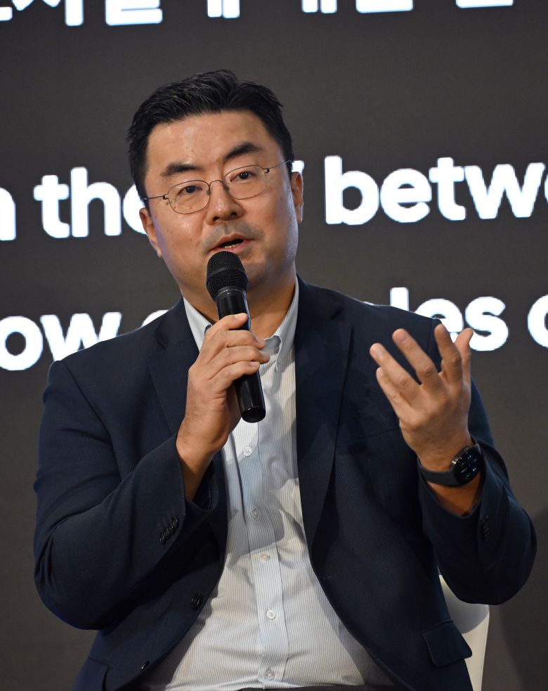 모셔널 미디어 데이에서 기자 질의에 답변하는 현대차·기아 GSO본부장 김흥수 부사장./현대차그룹