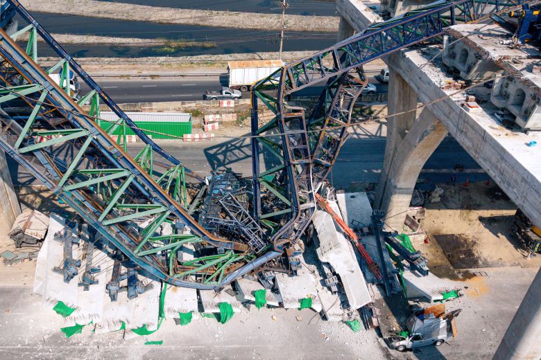 태국 고속철도 공사장 열차 사고 현장. /AP 연합뉴스