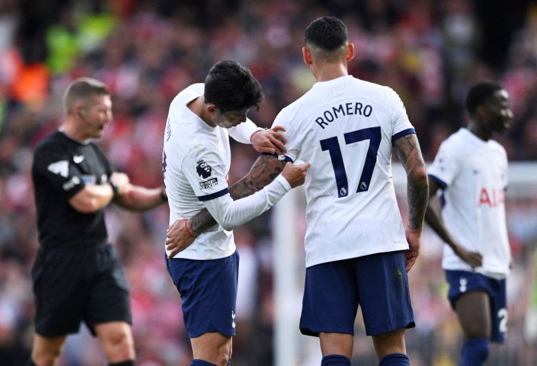 손흥민은 토트넘 시절 후반부 팀의 주장을 맡에 부주장인 크리스티안 로메로 등과 팀의 구심점 역할을 했다/로이터 뉴스1