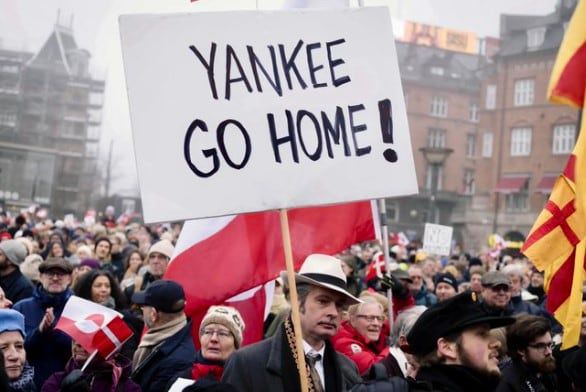 덴마크 수도 코펜하겐에서 17일 진행된 미국의 그린란드 병합에 반대하는 시위./ 엑스(x)