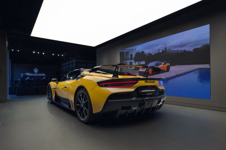 마세라티코리아가 공식 출시한 고성능 슈퍼 스포츠카 ‘GT2 스트라달레’. /마세라티코리아