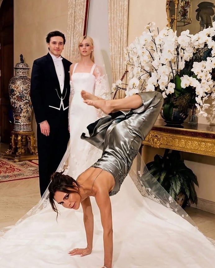 빅토리아 베컴 조롱 밈./ 엑스(x)