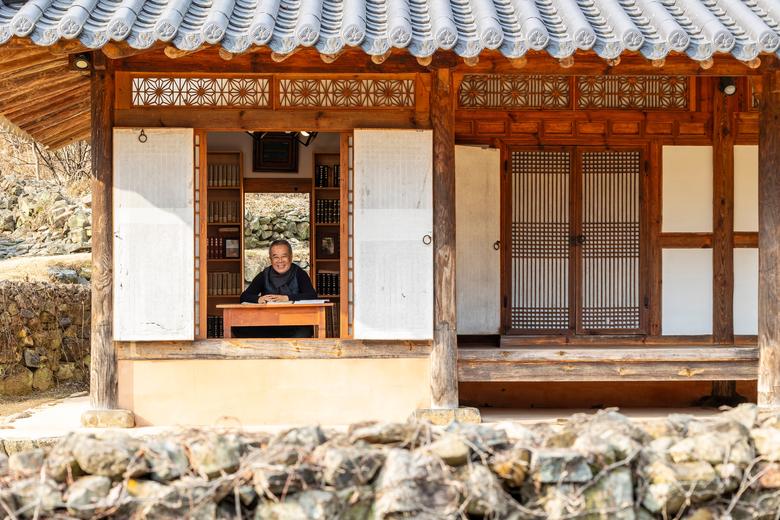 김용택 시인의 생가이자 집필실인 '회문재'는 '섬진강 문학 기행'의 필수 코스로 꼽힌다. / 이신영 영상미디어 기자