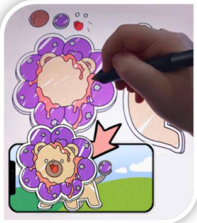 컬러링 월드를 즐기는 모습. 출처 = 파코웨어