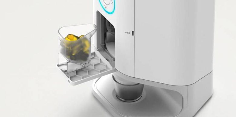 롯데 측이 해외 유사 사례로 제시하는 히어로의 알약 디스펜서. 출처=히어로