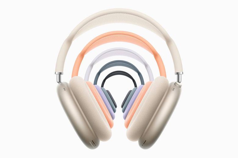 충전 단자를 바꾸고 색상을 추가한 에어팟 맥스 / 출처=애플