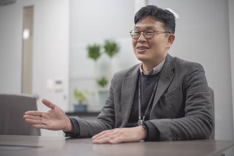 김낙균 본부장은 두레이 도입으로 기관의 업무 혁신을 끌어 올렸다며, 다른 출연연에서도 두레이 도입을 통한 업무 혁신을 이루길 바란다고 말했다 / 출처=IT동아