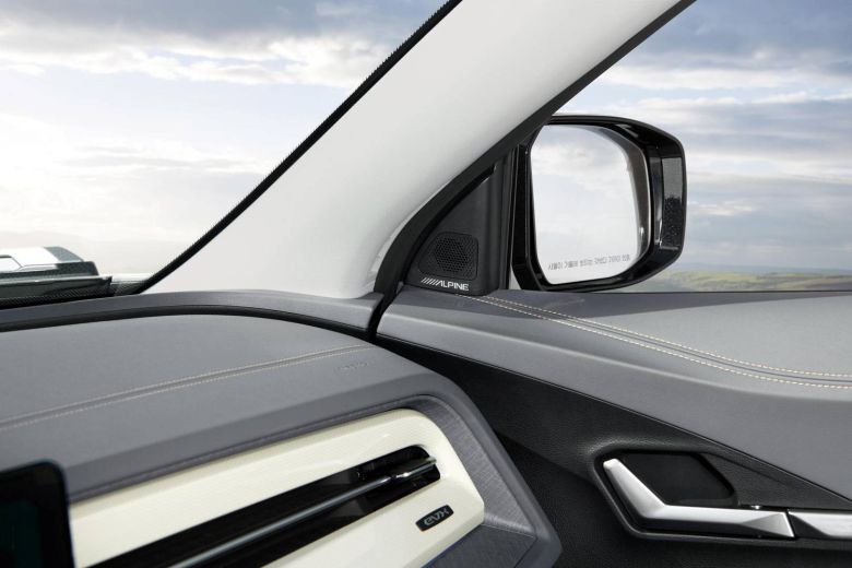 토레스 EVX 알파 사운드 시스템  / 출처=KGM