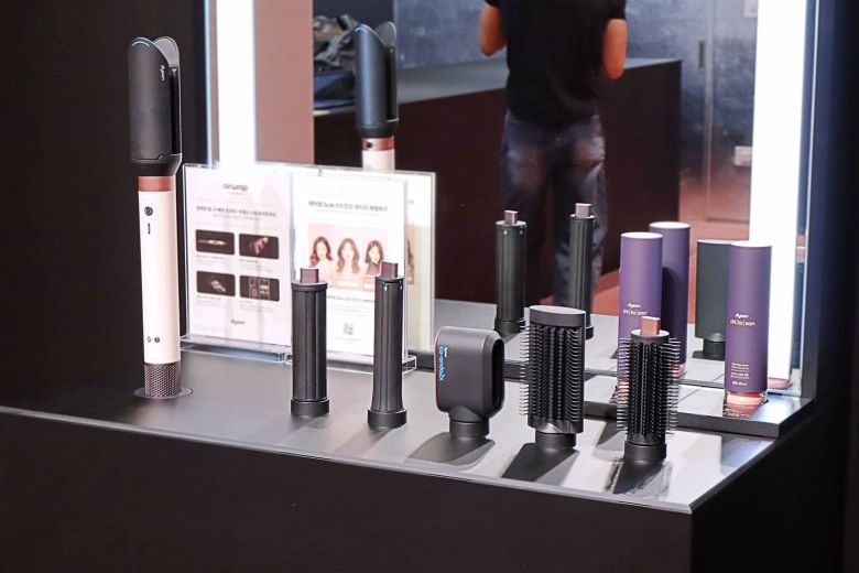 에어랩 코안다 2x에 포함되는 6가지 스타일링 툴 / 출처=IT동아