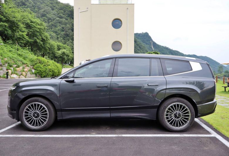 아이오닉 9 측면부 / 출처=IT동아