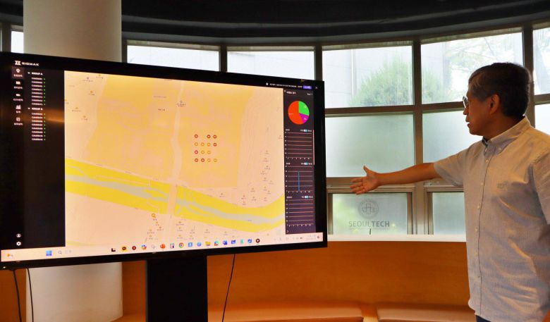 솔루션을 소개하는 박구만 시그마케이 대표 / 출처=IT동아