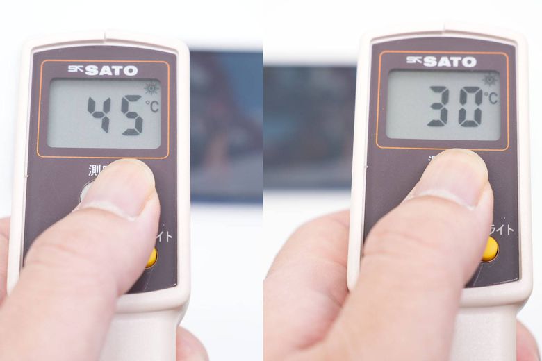 게임 실행 중인 갤럭시 Z 플립 7의 온도 측정 이미지. 상단(좌측)의 온도는 45로 높은데 하단(우측)의 온도는 30도 수준이다 / 출처=IT동아