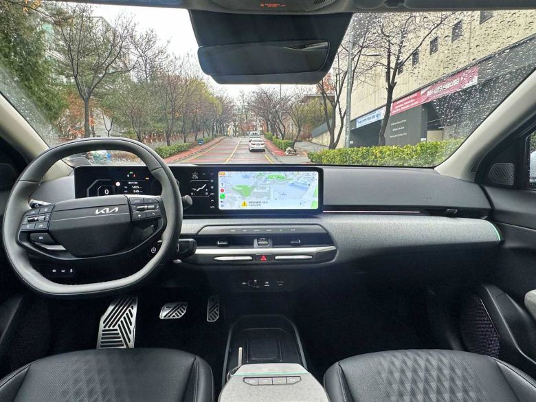 기아 EV4 실내 / 출처=IT동아