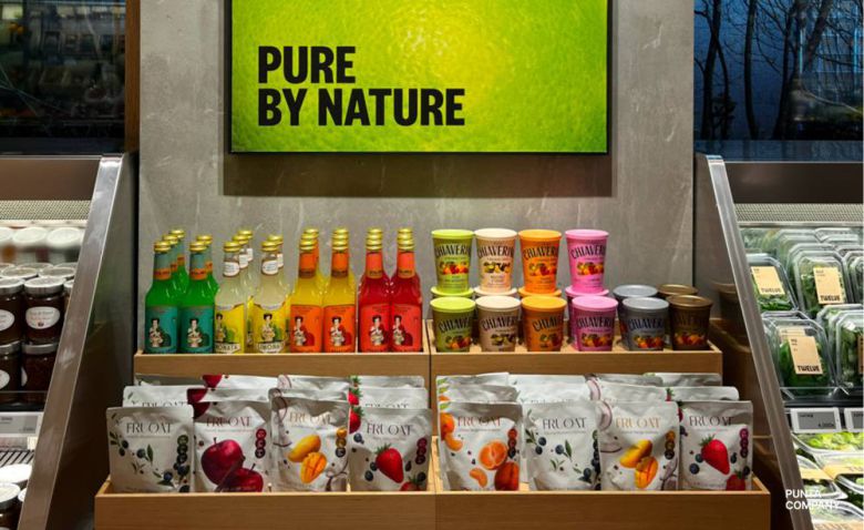 푼타컴퍼니가 큐레이션한 하우스오브신세계 청담 트웰브마켓 내부 / 출처=푼타컴퍼니