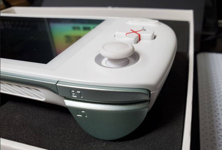 게임하기에 최적화된 배열을 갖췄다