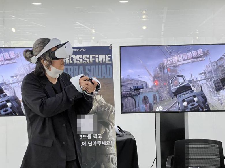 크로스파이어: 시에라 스쿼드 관계자 시연