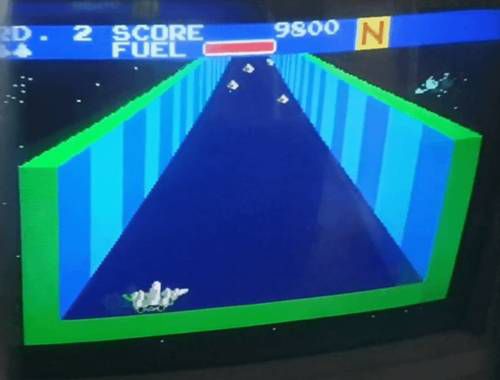 (적이나 비행기가 튀어나와 보인다. 게임 자체는 무척이나 단순하지만...)