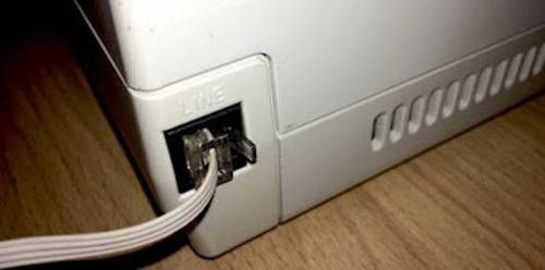 (전화선을 연결한 모습)