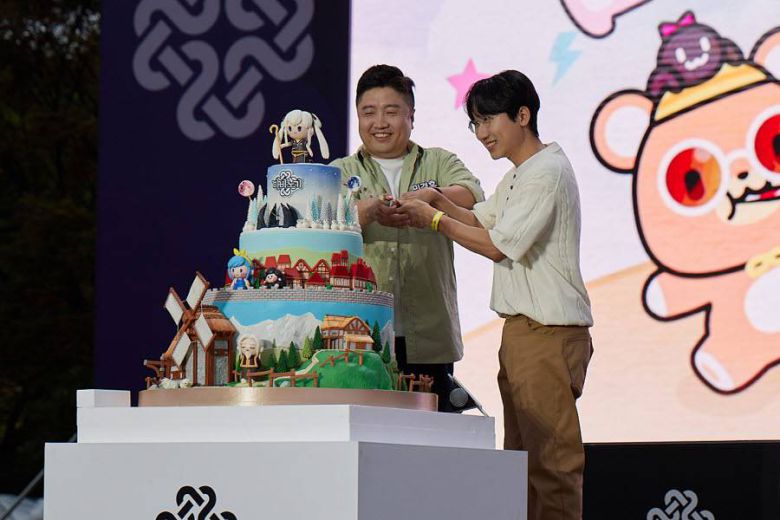 민경훈 디렉터(좌), 최동민 콘텐츠 리더(우)