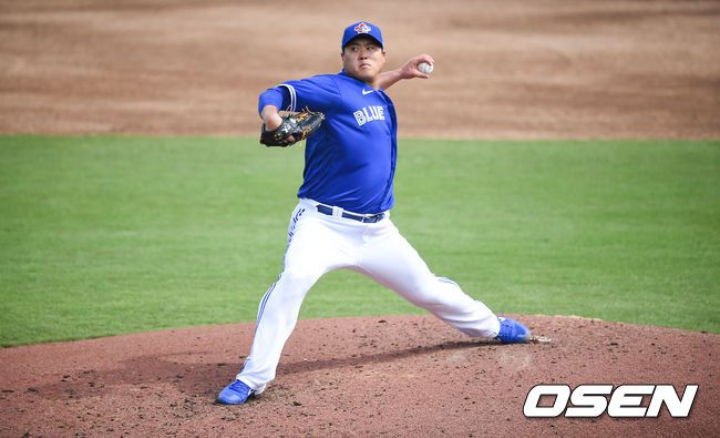 [OSEN=더니든(미국 플로리다주), 박준형 기자] 토론토 선발투수 류현진이 역투하고 있다. /soul1014@osen.co.kr