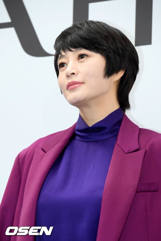 [OSEN=조은정 기자] 10일 오후 서울 성동구 스튜디오에서 컨템포러리 화장품 브랜드의 신제품 런칭 행사가 열렸다.배우 김혜수가 포즈를 취하고 있다. /cej@osen.co.kr