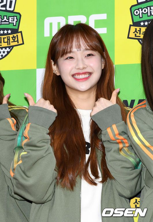 [OSEN=이대선 기자]그룹 이달의소녀 츄가 포토타임을 갖고 있다. /sunday@osen.co.kr