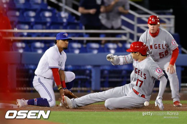 [사진] 3루타를 치는 오타니 쇼헤이 ⓒGettyimages(무단전재 및 재배포 금지)