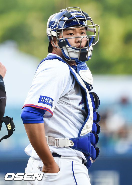 [OSEN=대구,박준형 기자]1회초 삼성 신인 김도환 포수가 데뷔 첫 선발출전을 하고 있다. / soul1014@osen.co.kr
