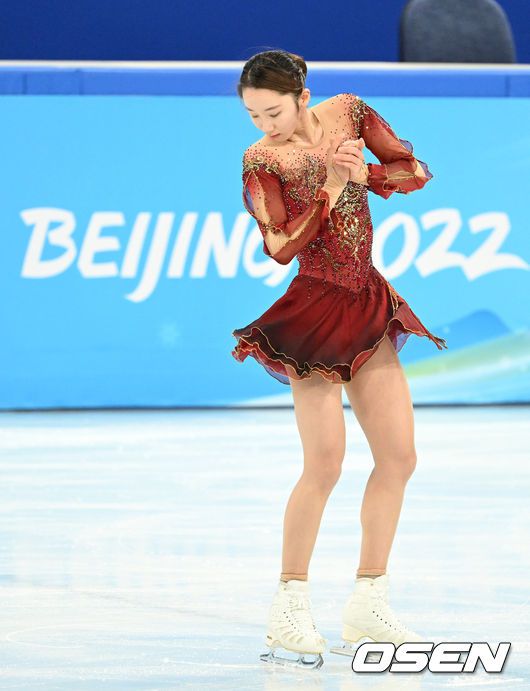 [OSEN=베이징(중국), 지형준 기자] 17일(한국시간) 중국 베이징 캐피털 실내 경기장에서 2022 베이징 동계올림픽 피겨 스케이팅 훈련이 진행됐다.대한민국 김예림이 훈련을 하고 있다. 2022.02.17 /jpnews@osen.co.kr